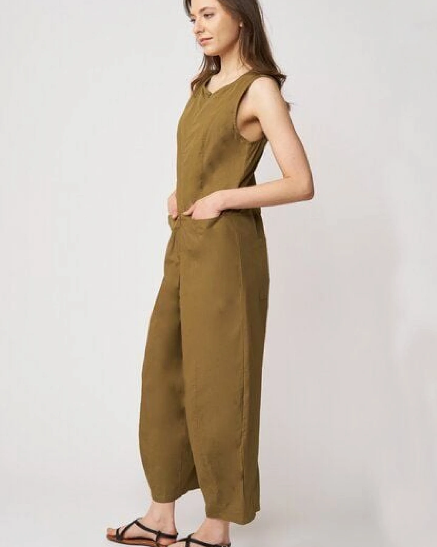 LANA Organic Jumpsuit aus Bio Baumwolle für Damen, Modell Hanja – Ansicht 3
