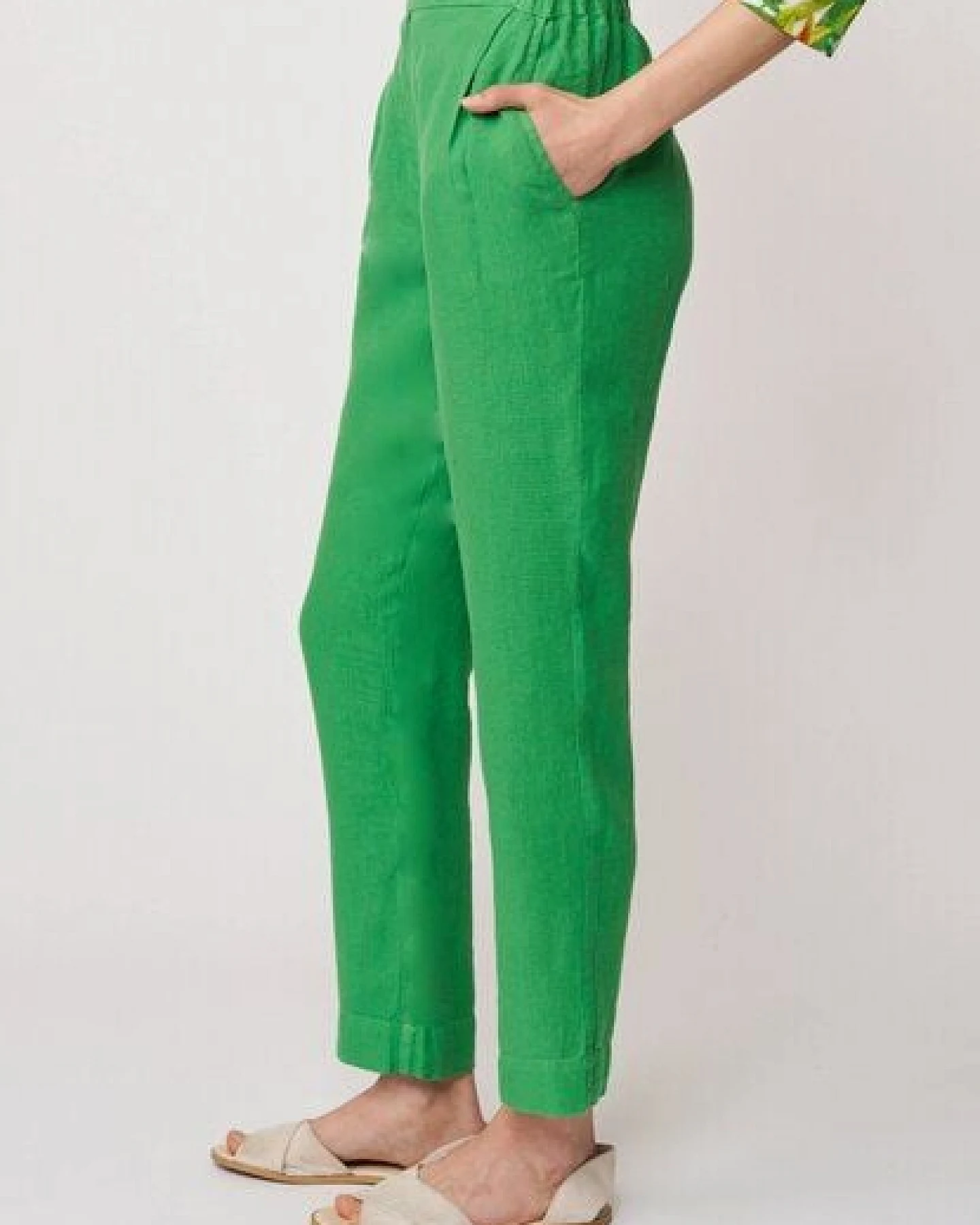 LANA Organic Leinenhose für Damen, Modell Zahra – Ansicht 4