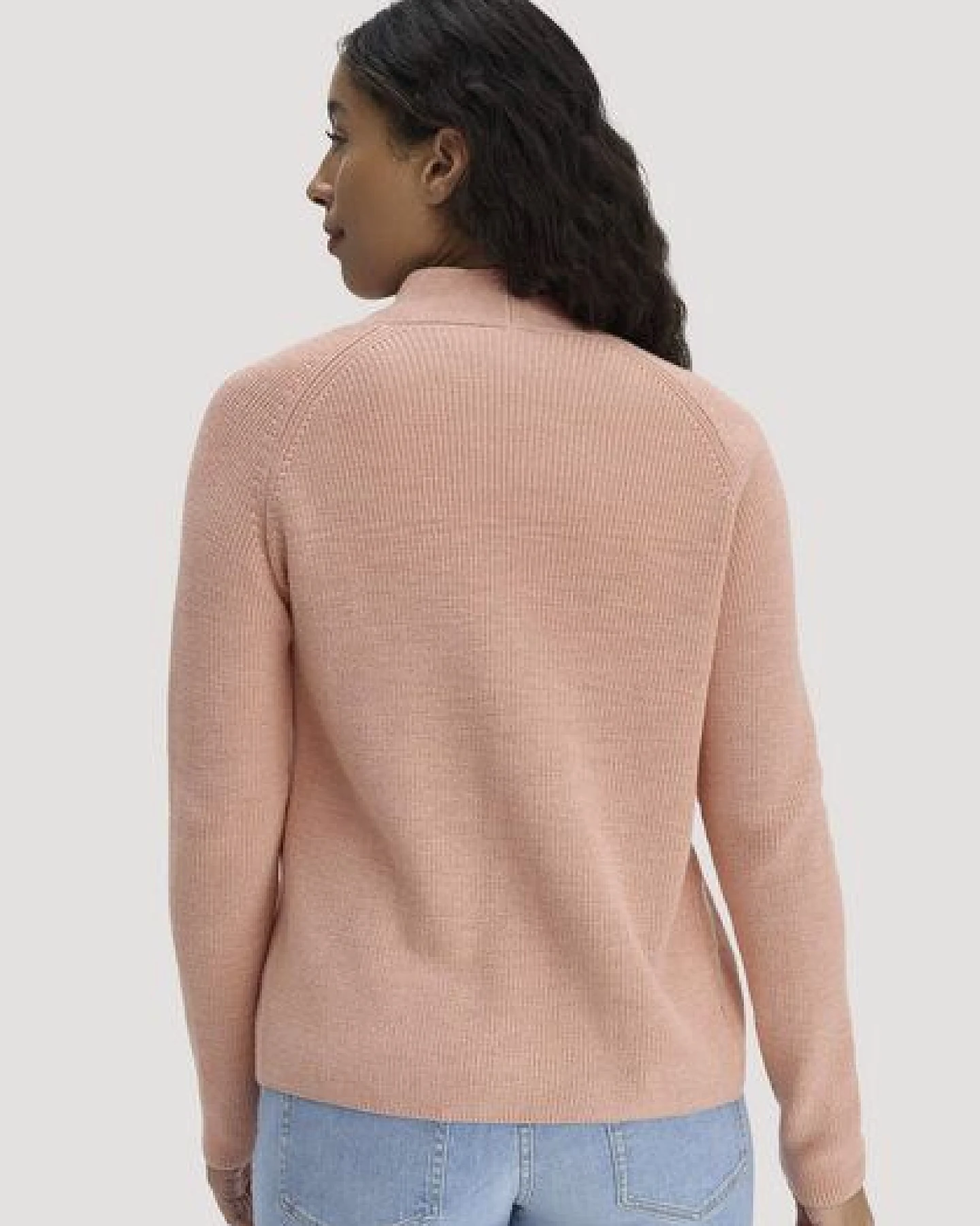 hessnatur Strick Jacke Regular aus reiner Bio-Baumwolle – Ansicht 2