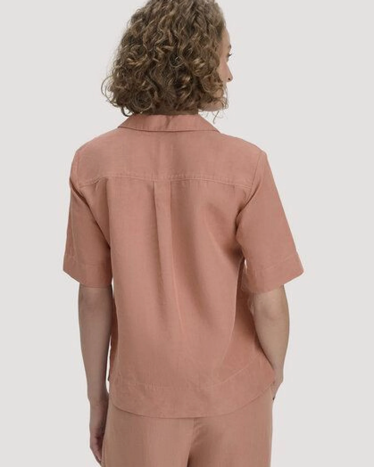 hessnatur Bluse Relaxed aus TENCEL Lyocell mit Leinen – Ansicht 2