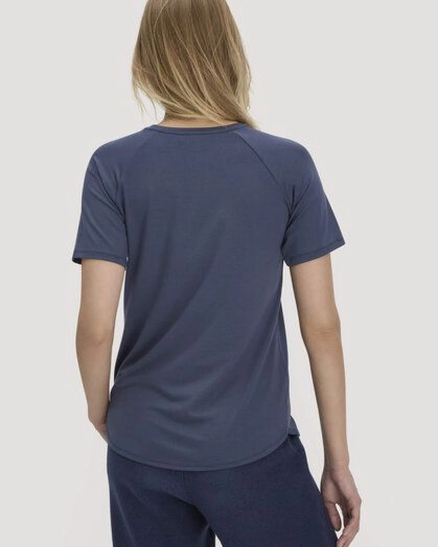 hessnatur T-Shirt Regular ACTIVE COMFORT aus TENCEL Lyocell – Ansicht 2