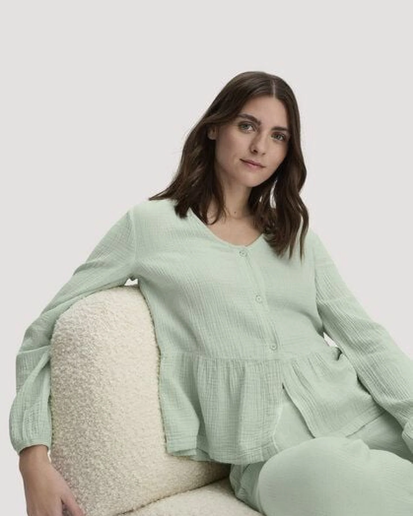 hessnatur Musselin Pyjamabluse PURE COMFORT aus reiner Bio-Baumwolle – Ansicht 4