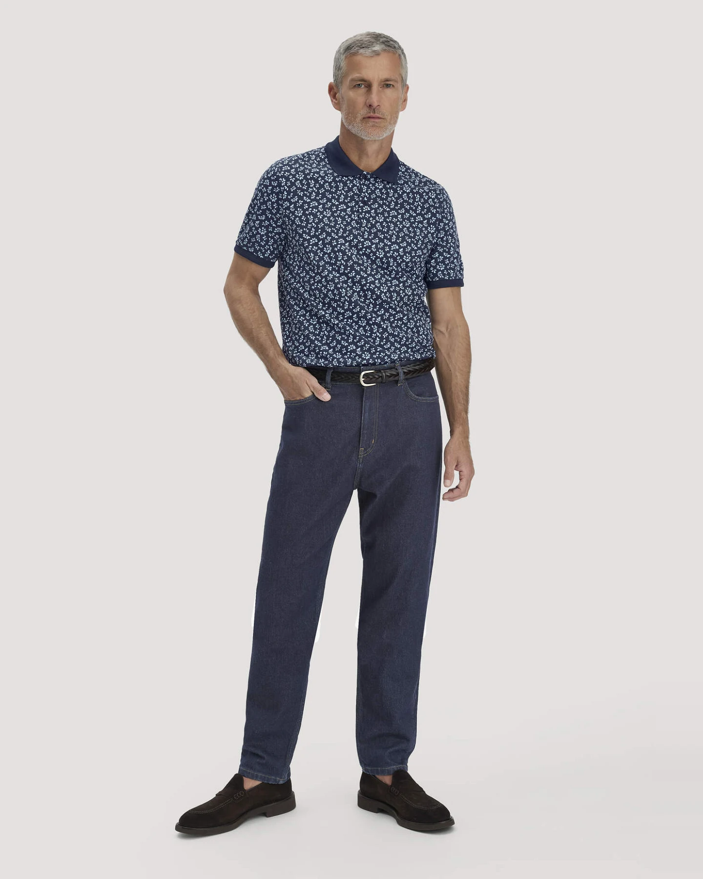 hessnatur Herren Print Piqué Polo Relaxed aus Bio-Baumwolle - blau - Größe 48 – Ansicht 2