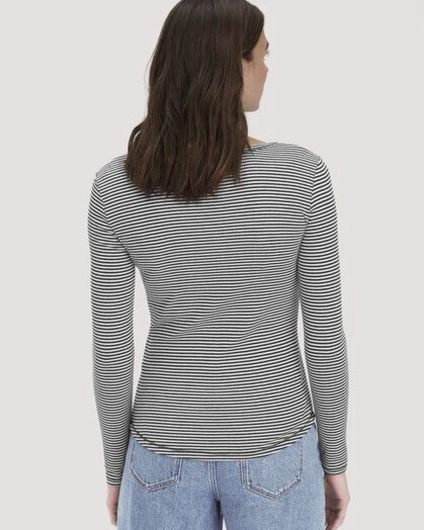 hessnatur Softrib Streifen Henley Fitted aus Bio-Baumwolle und TENCEL Modal – Ansicht 2