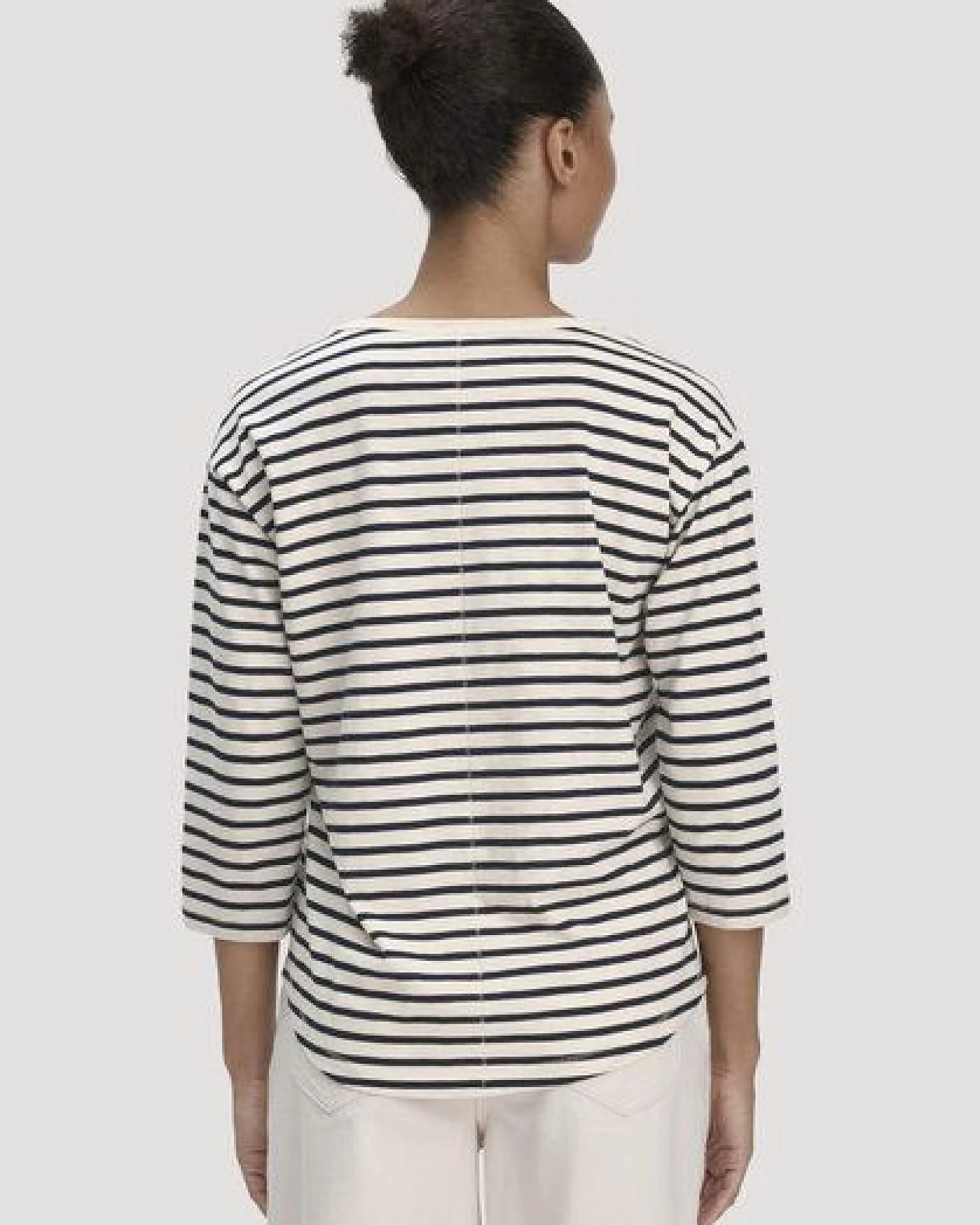 hessnatur Light Slub Streifen Longsleeve Relaxed aus reiner Bio-Baumwolle – Ansicht 2