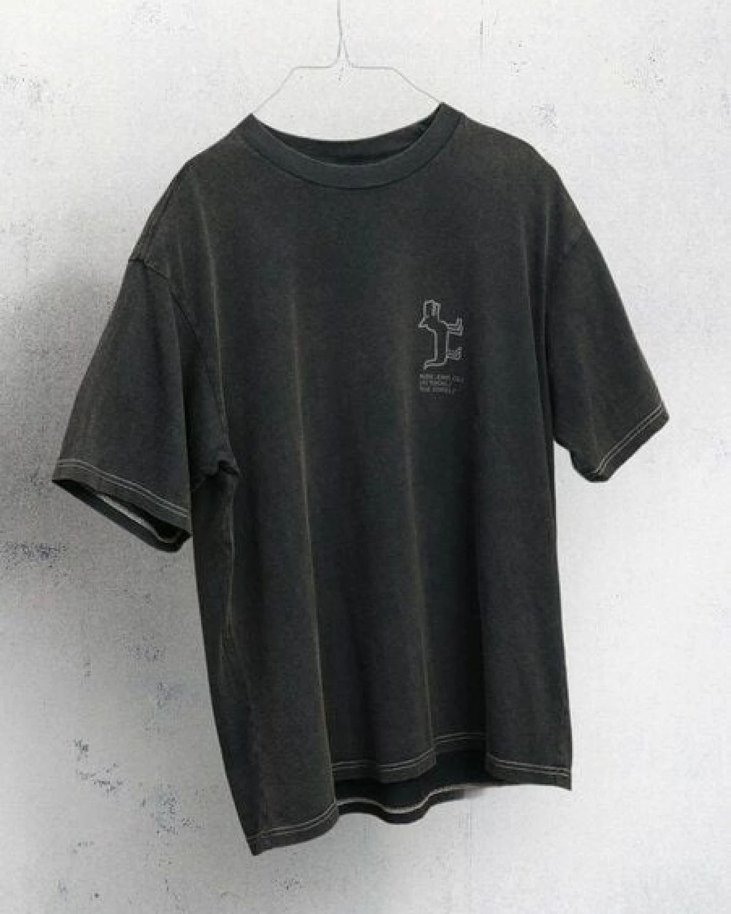 Nudie Jeans Herren T-Shirt "Koffe" Stratched Tracks - Antracite – Ansicht 2