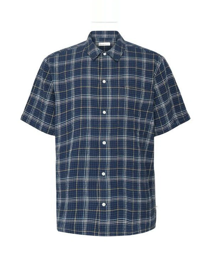 KnowledgeCotton Apparel Lockeres kurzarm Seersucker-Hemd