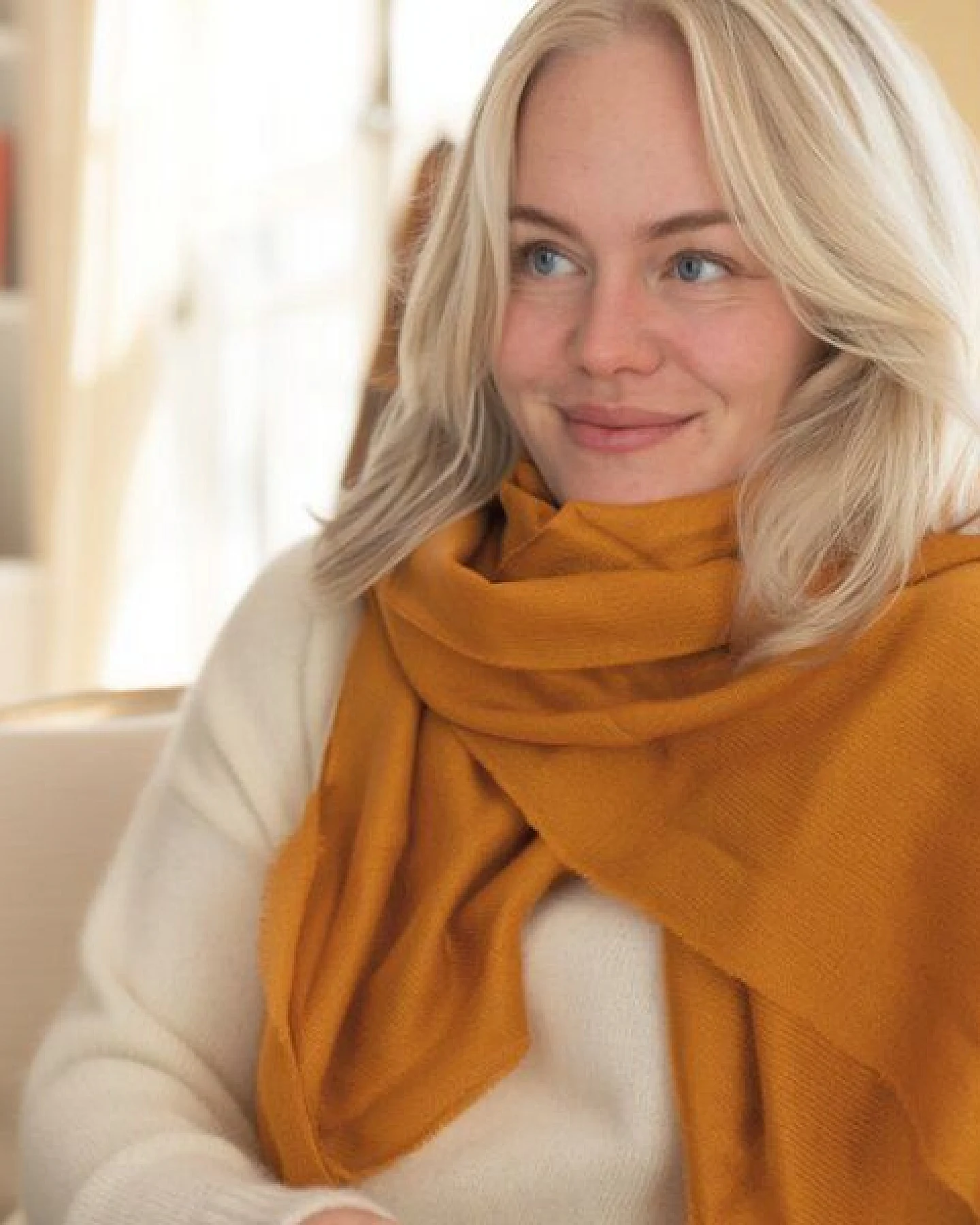 Good To Give Kaschmir Schal Damen & Herren – warmer Winterschal & Stola aus 100 % Kaschmir – Fair Trade, handgewebt in Nepal – weich & leicht – 200 × 100 cm – Ansicht 2