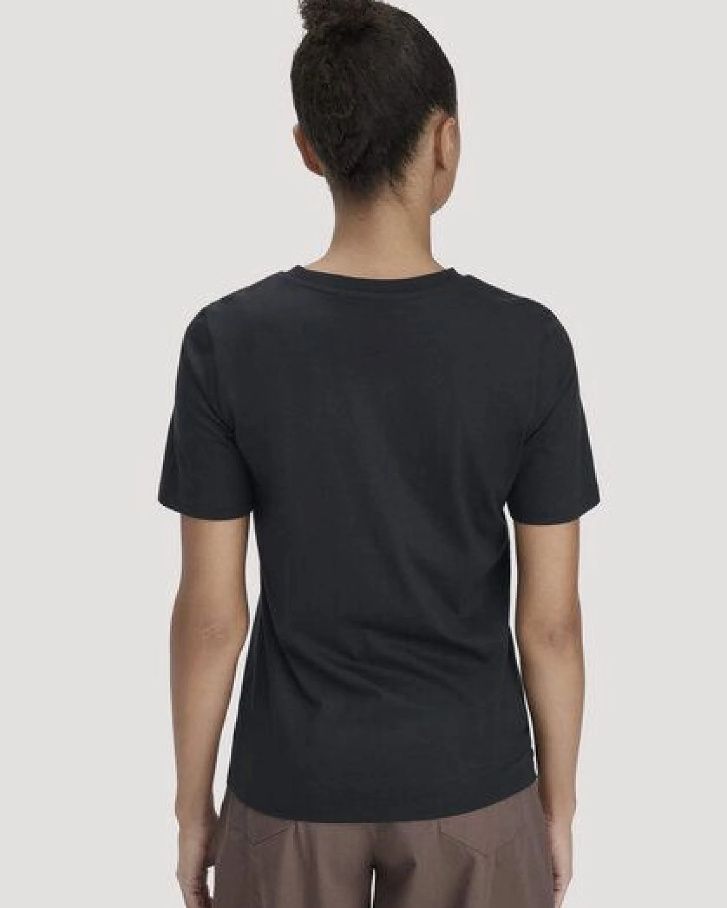 hessnatur T-Shirt Regular aus Bio-Baumwolle (ROC) – Ansicht 2
