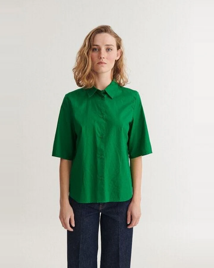 Basic Apparel Kurzarm Bluse SILJE mit Knöpfen aus Bio-Baumwolle
