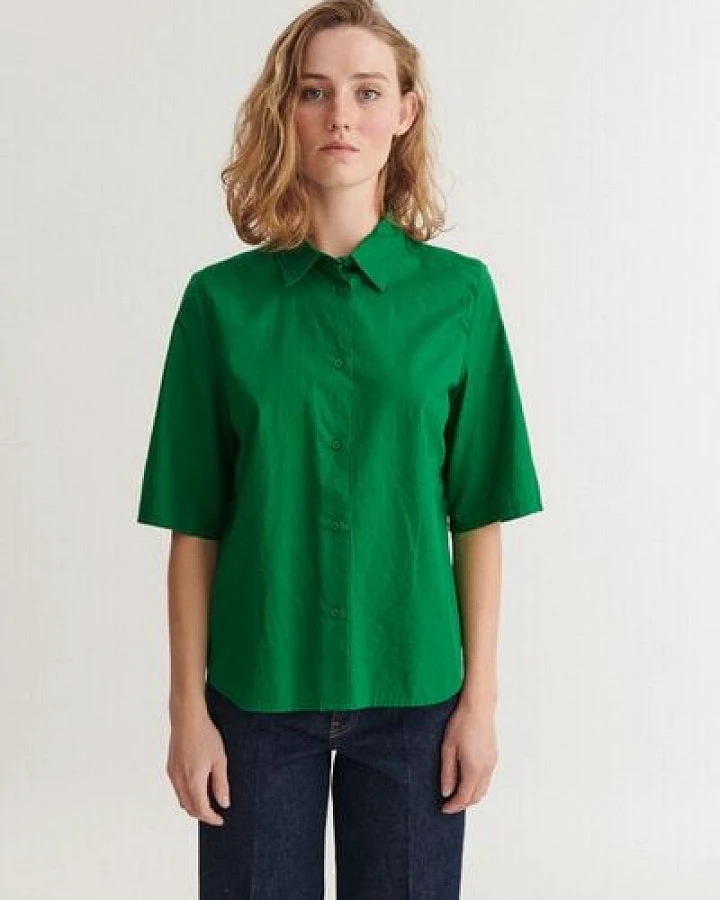 Basic Apparel Kurzarm Bluse SILJE mit Knöpfen aus Bio-Baumwolle