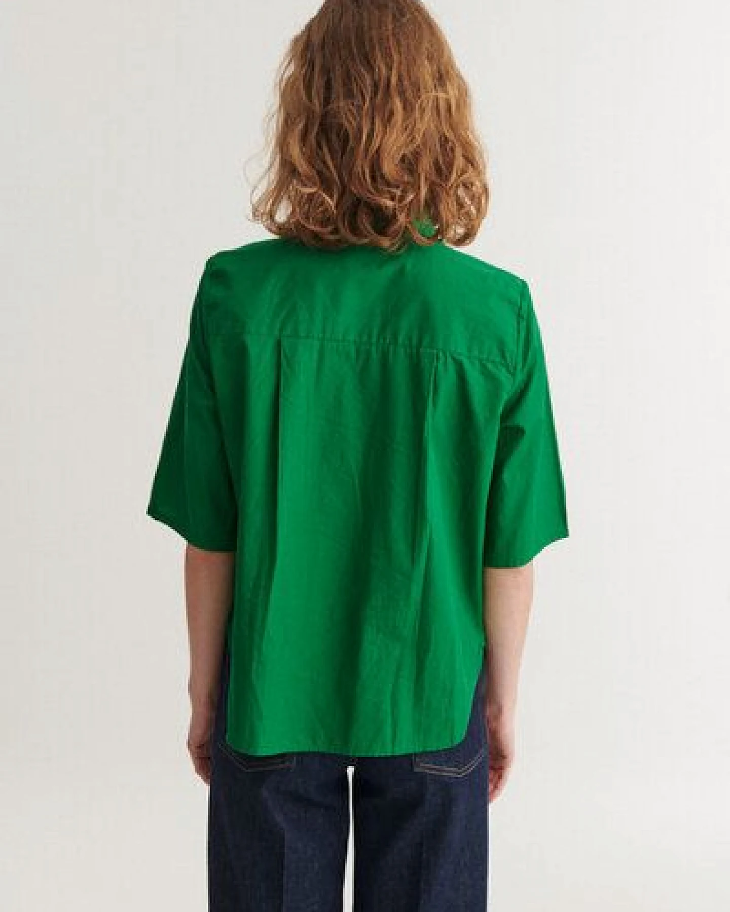 Basic Apparel Kurzarm Bluse SILJE mit Knöpfen aus Bio-Baumwolle – Ansicht 4