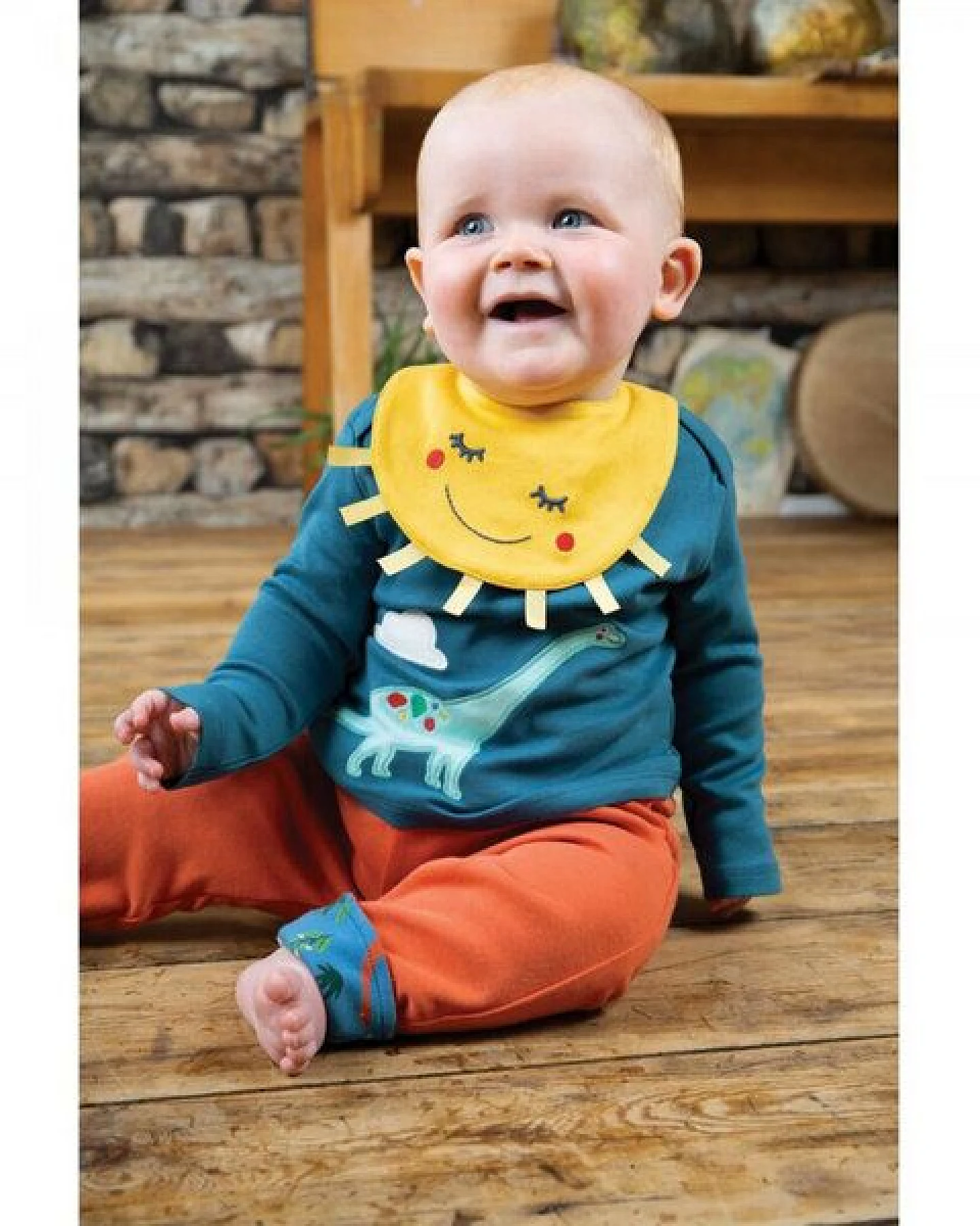 Frugi Set Langarm-Shirt Dino und Halstuch Sonne Bibs & Bob Set – Ansicht 2