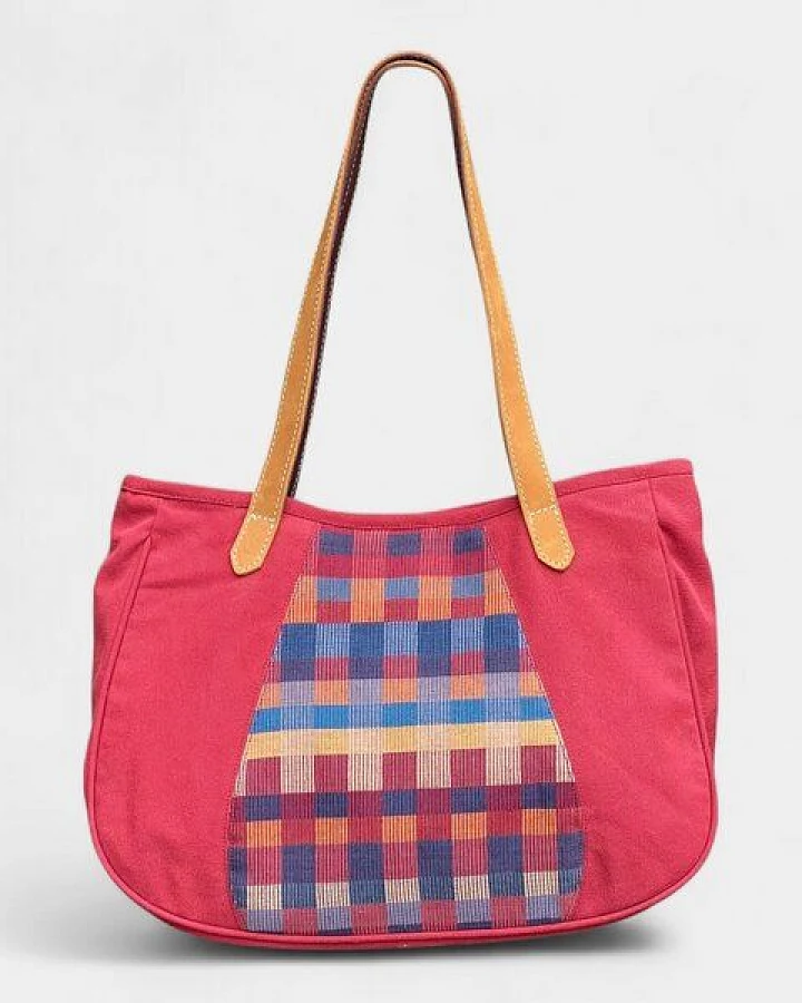 Dragolina Schultertasche/ Shopper Bente mit Webstoff der Pwo Karen
