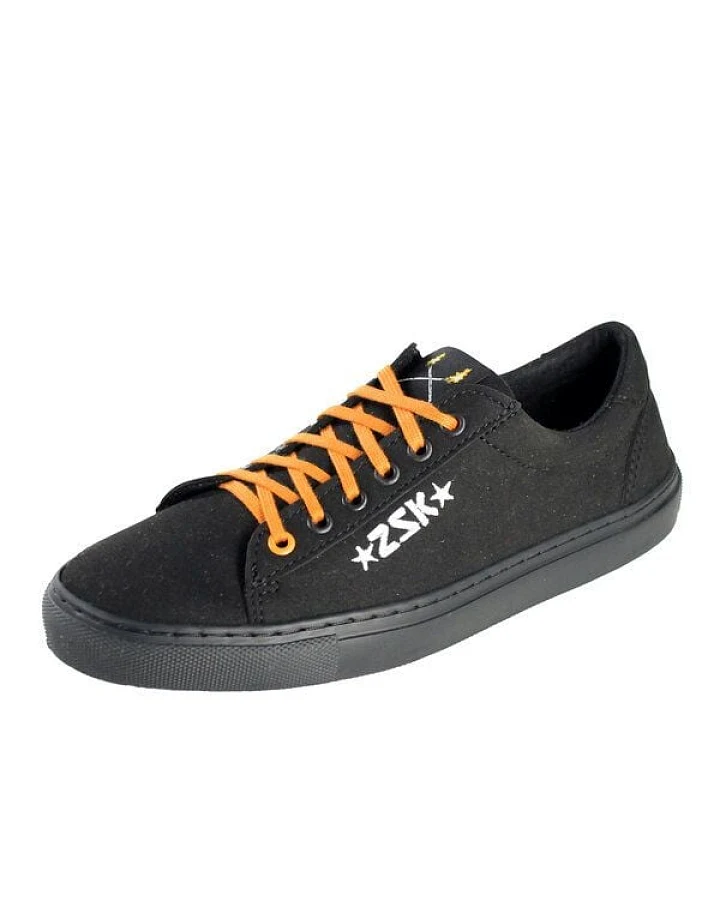 Fairticken vegane limitierte Sneaker der Punkband ZSK