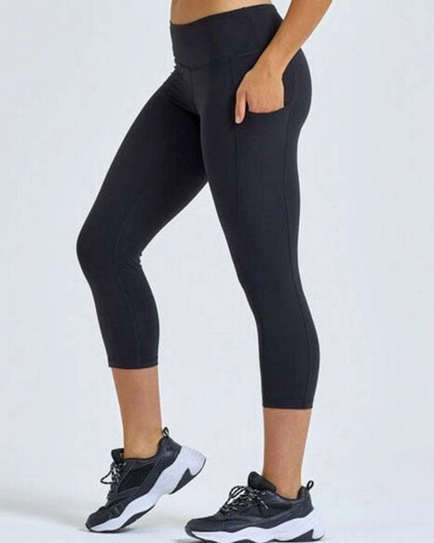 TriDri® Stretch Leggings Leggins Sporthose aus recyceltem Polyester ¾ Länge versteckte Einstecktasche – Ansicht 2