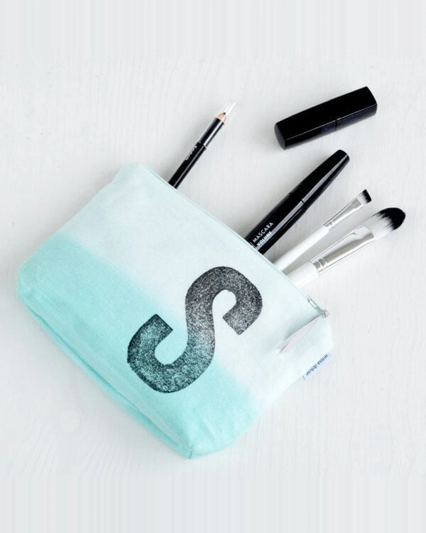renna deluxe Kulturtasche und Schminktasche mit Monogramm MINT – Ansicht 4