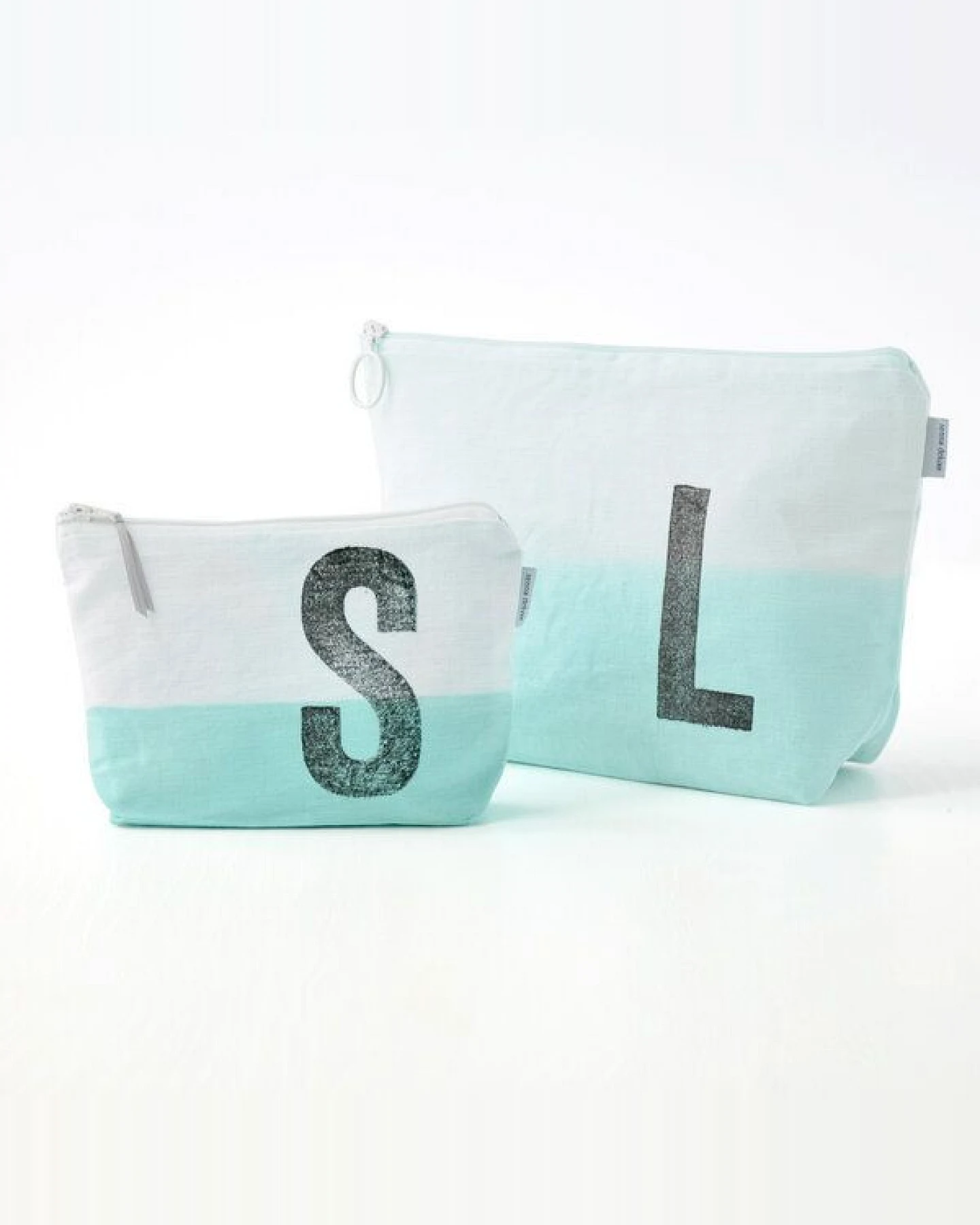 renna deluxe Kulturtasche und Schminktasche mit Monogramm MINT – Ansicht 2