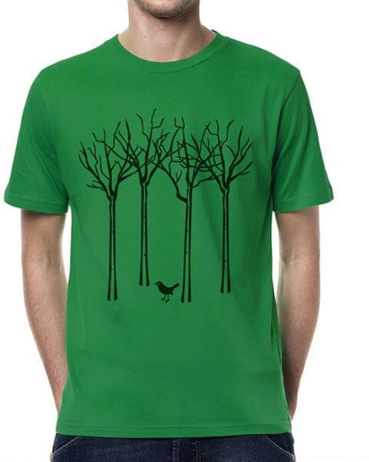 Picopoc Vogel im Wald T-Shirt für Männer in Grün & Schwarz