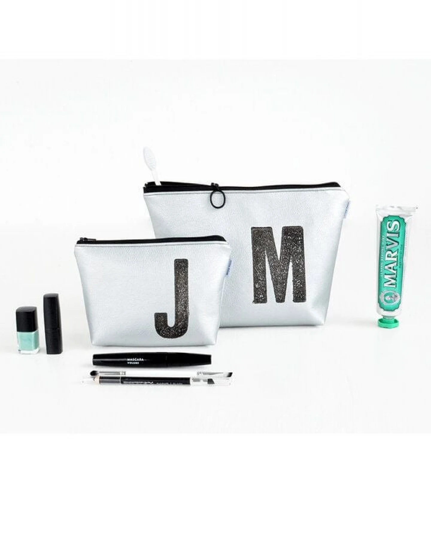 renna deluxe Kulturtasche und Kosmetiktasche personalisiert mit Monogramm SILBER – Ansicht 3