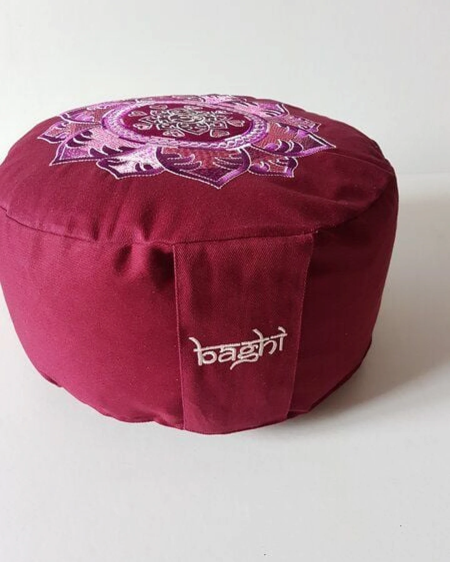 BAGHI Meditationskissen rund mit OM Mandala Bestickung – Ansicht 3