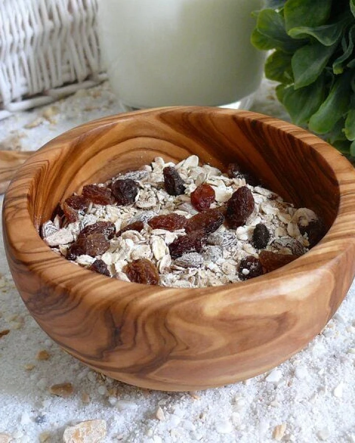 Olivenholz erleben Müslischale aus Olivenholz Ø 14-15 cm