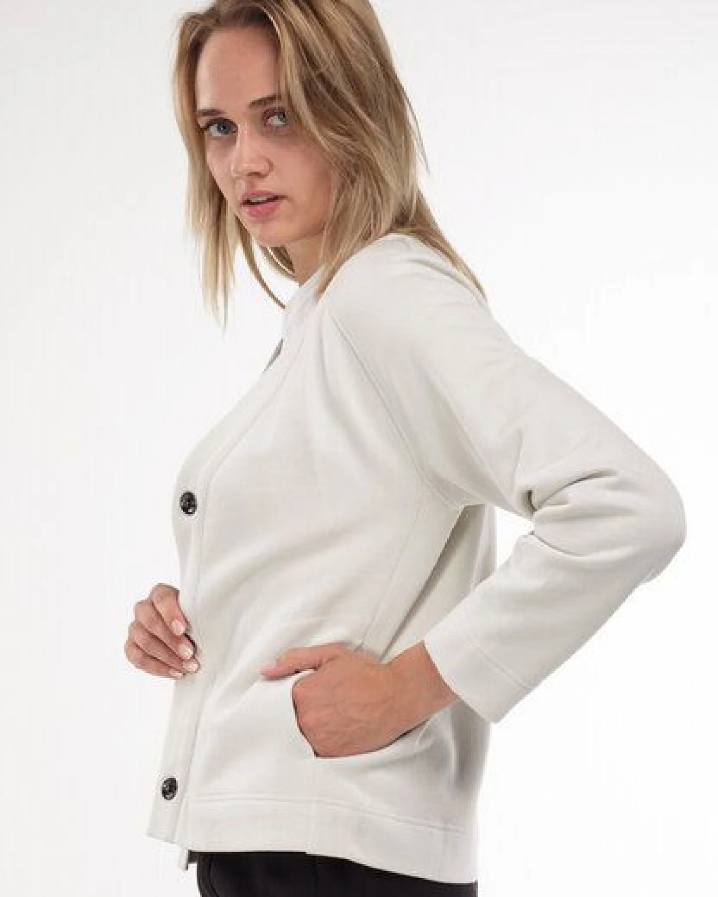 Alma & Lovis Softe Sommer-Sweatjacke aus Bio-Baumwolle – Ansicht 3