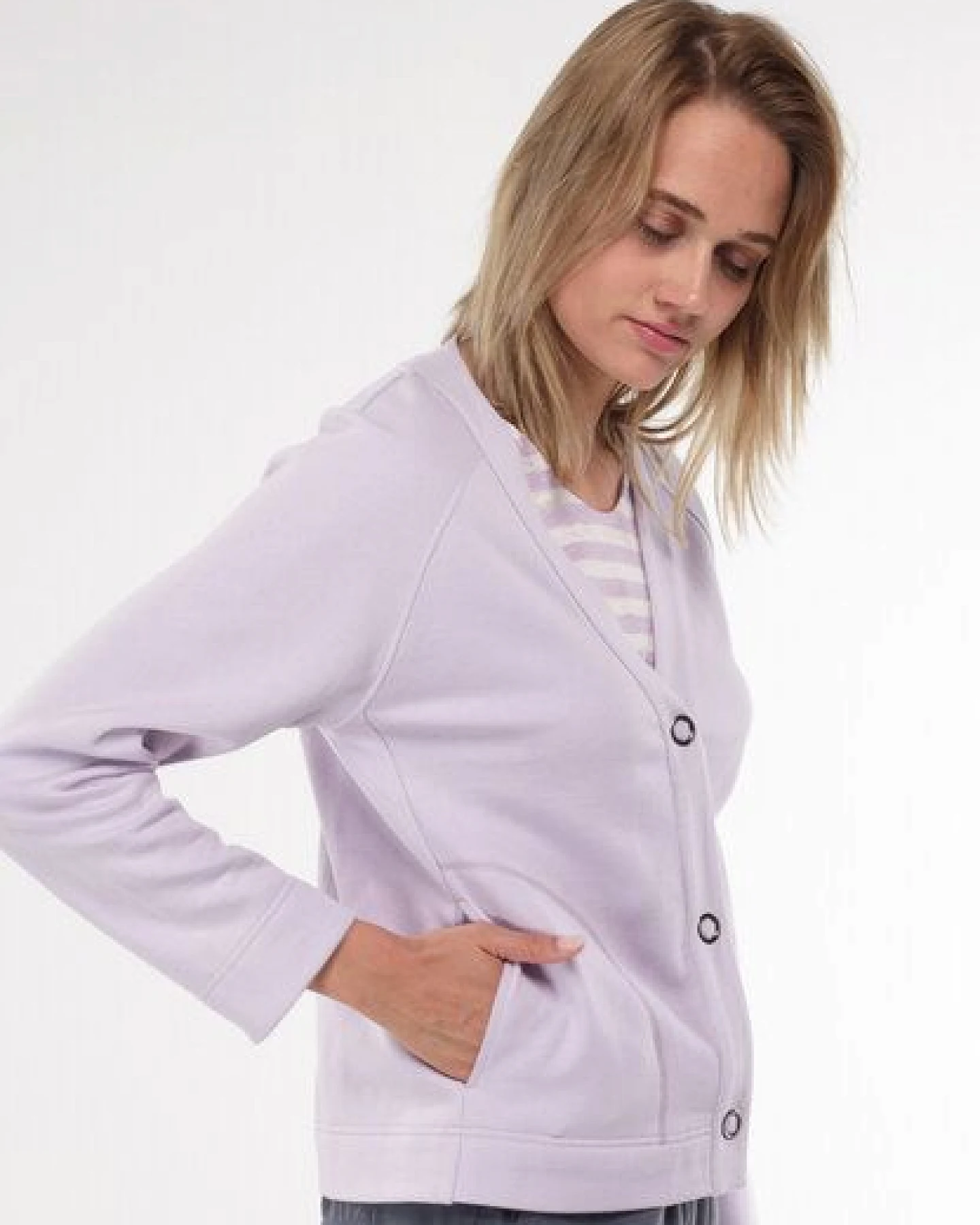 Alma & Lovis Softe Sommer-Sweatjacke aus Bio-Baumwolle – Ansicht 2