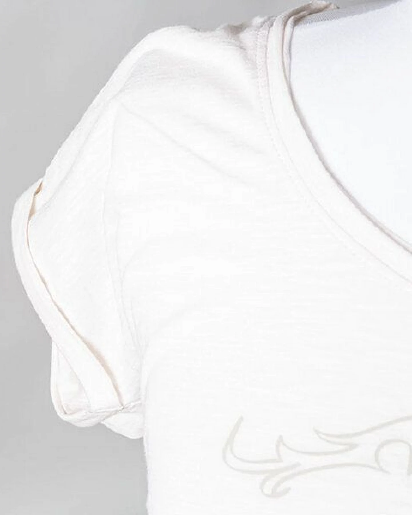 Bio Shirt "Imagine Traditional" von Human Family – Ansicht 3