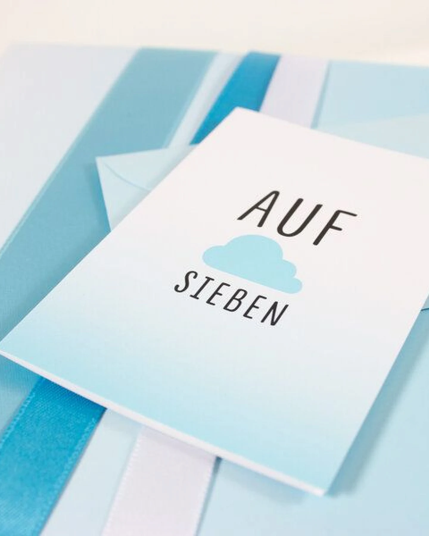 Bow & Hummingbird Mini-Grußkarte Auf Wolke 7 – Ansicht 2