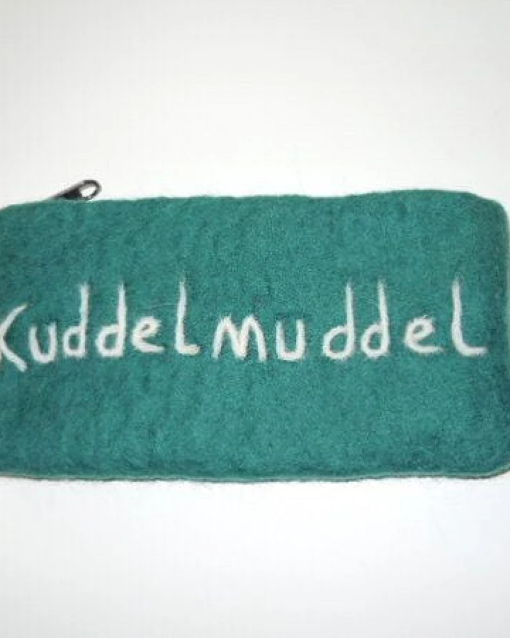 short'n'pietz handgefilzte Federtasche oder Kosmetiktäschchen mit Reißverschluß