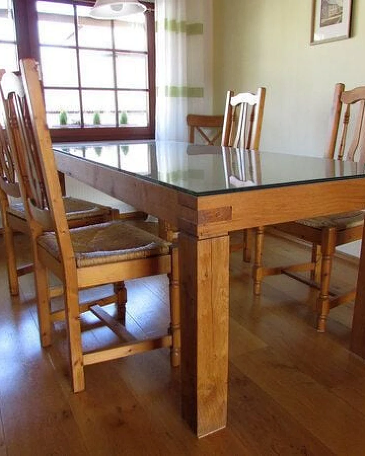 Die Schreiner Christoph Siegel Exclusiver Esstisch mit Glasplatte- Eiche - Massiv