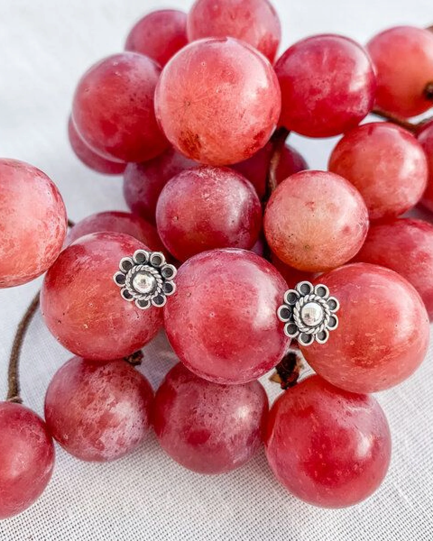 pakilia Silber Ohrstecker Blume fein Fair-Trade und handmade – Ansicht 3