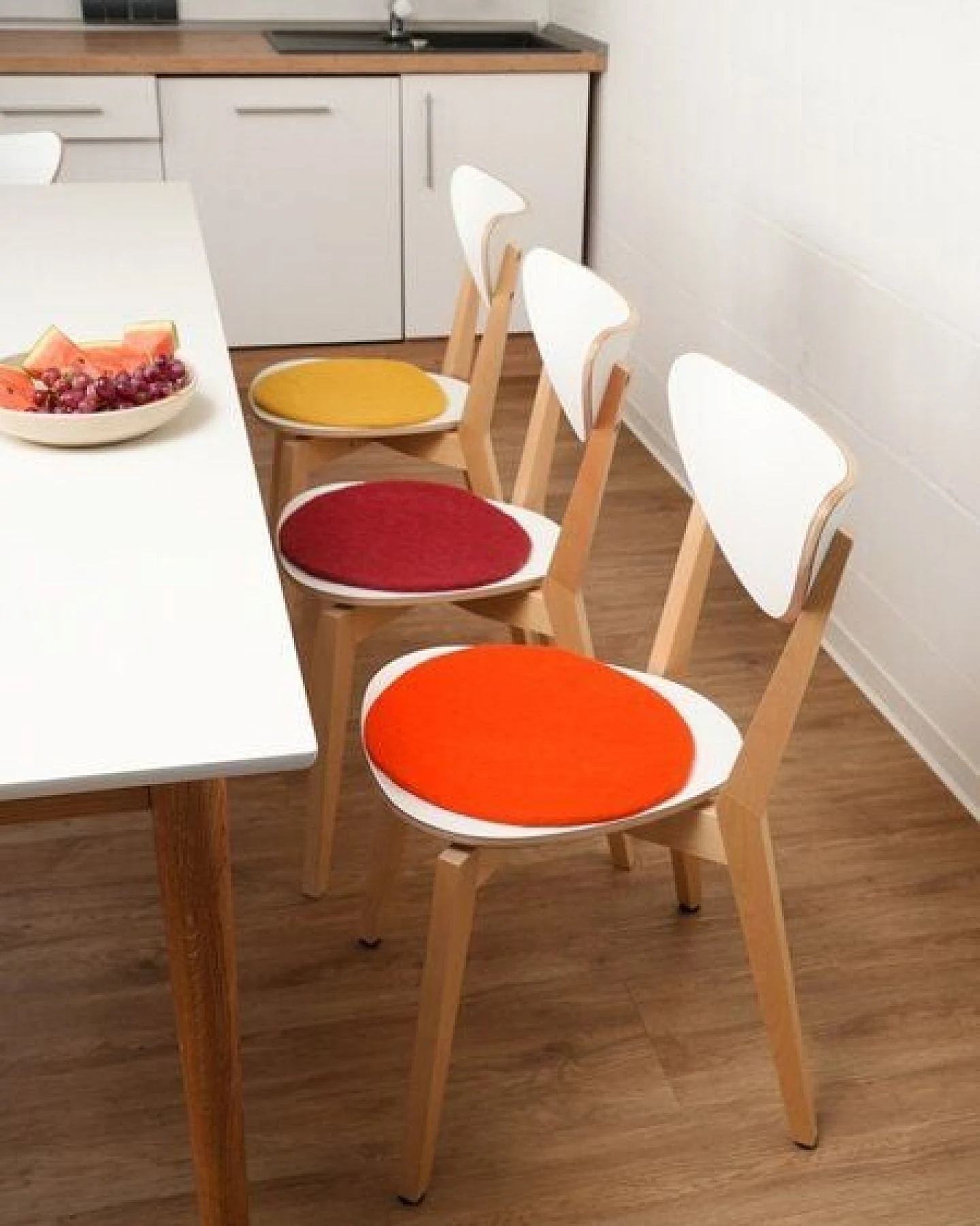 Frida Feeling Rundes Sitzkissen aus Filz - Ø ca. 35cm - verschiedene Farben – Ansicht 3