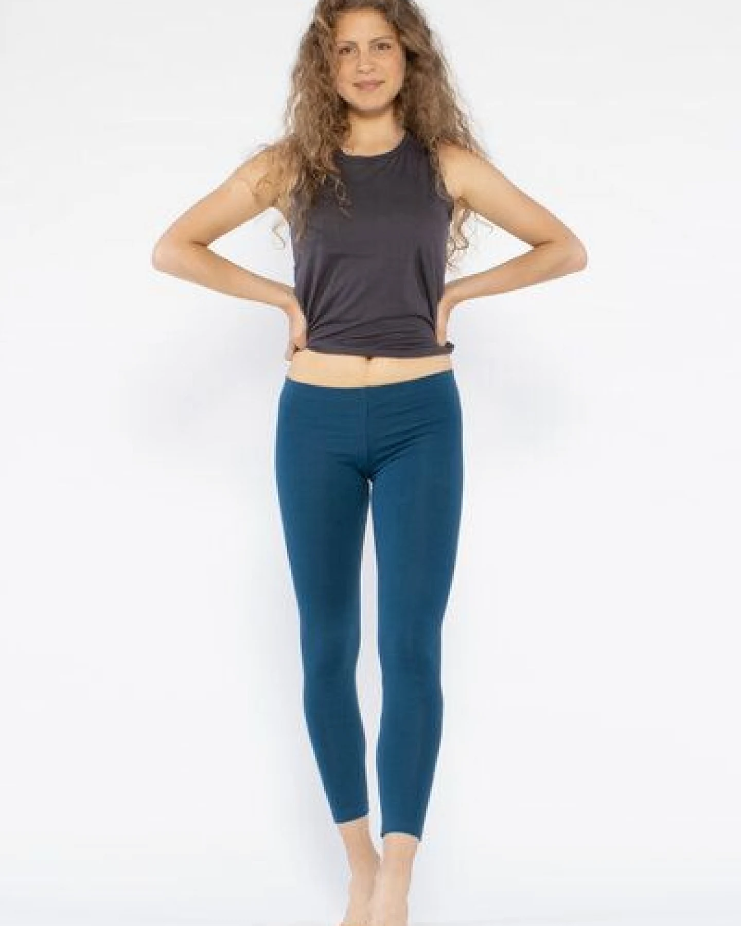 YOIQI Yoga Leggings aus Bio-Baumwolle mit langem Bein – Ansicht 3