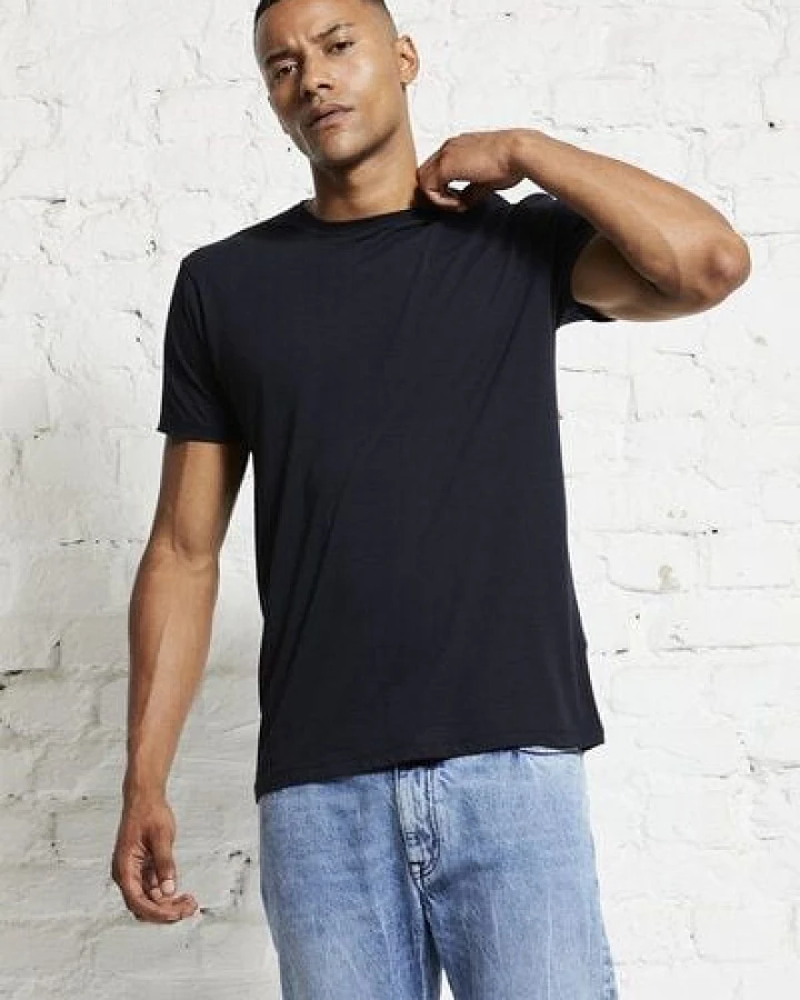 Wunderwerk Herren T-Shirt aus Bio Baumwolle & Modal (Edelweiss®) "Metro core tee male"