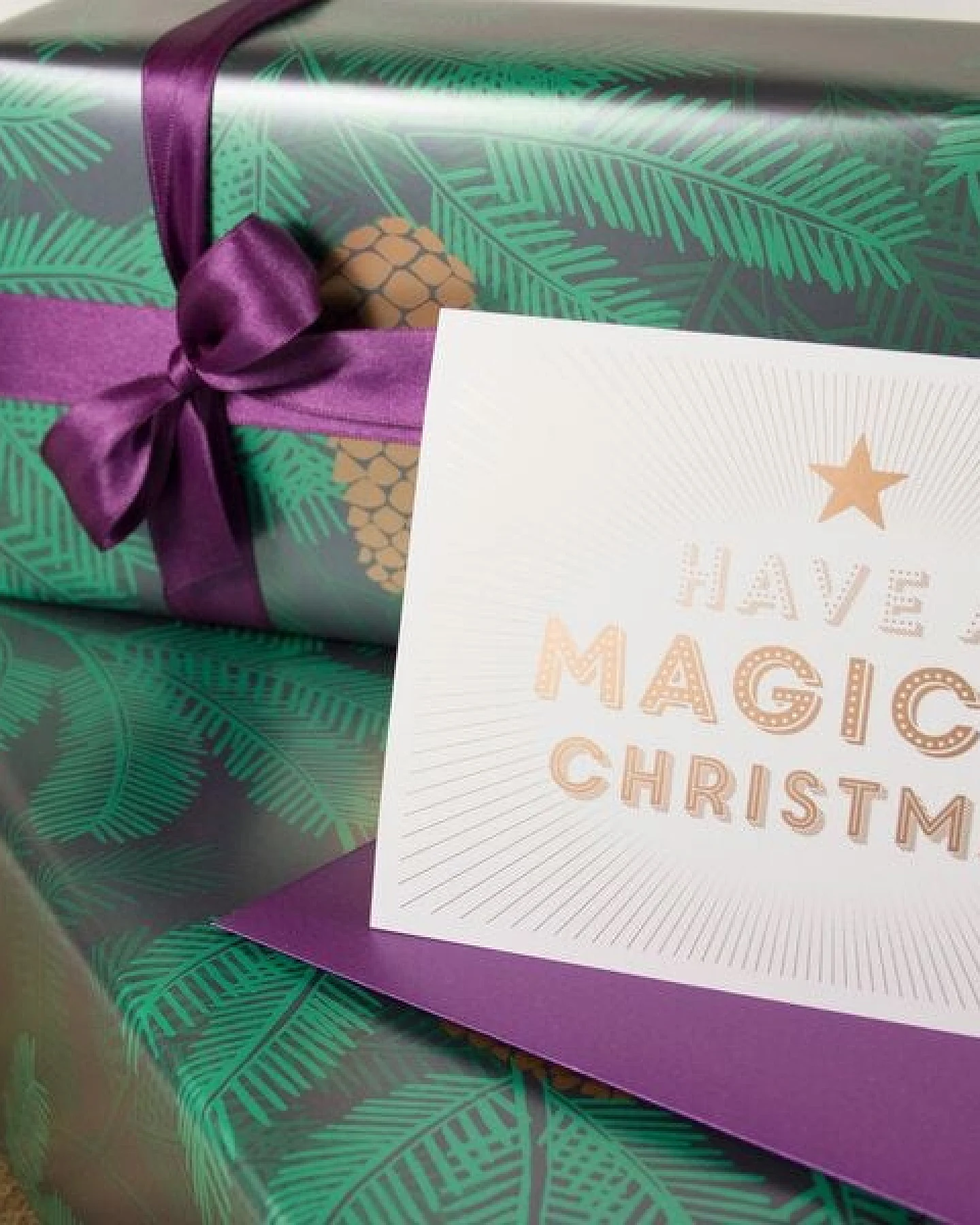 Bow & Hummingbird Grußkarte Magical Christmas – Ansicht 3