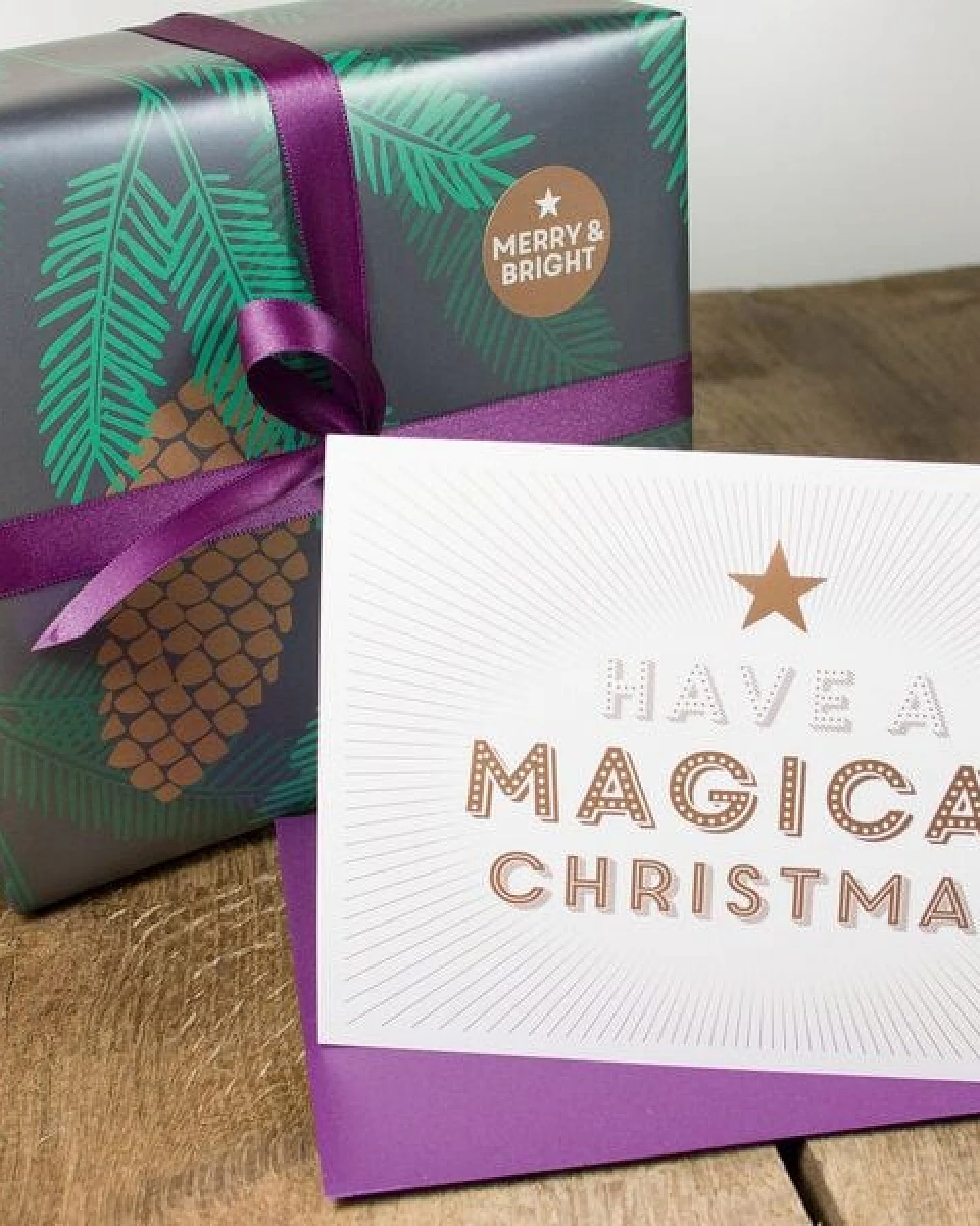 Bow & Hummingbird Grußkarte Magical Christmas – Ansicht 4