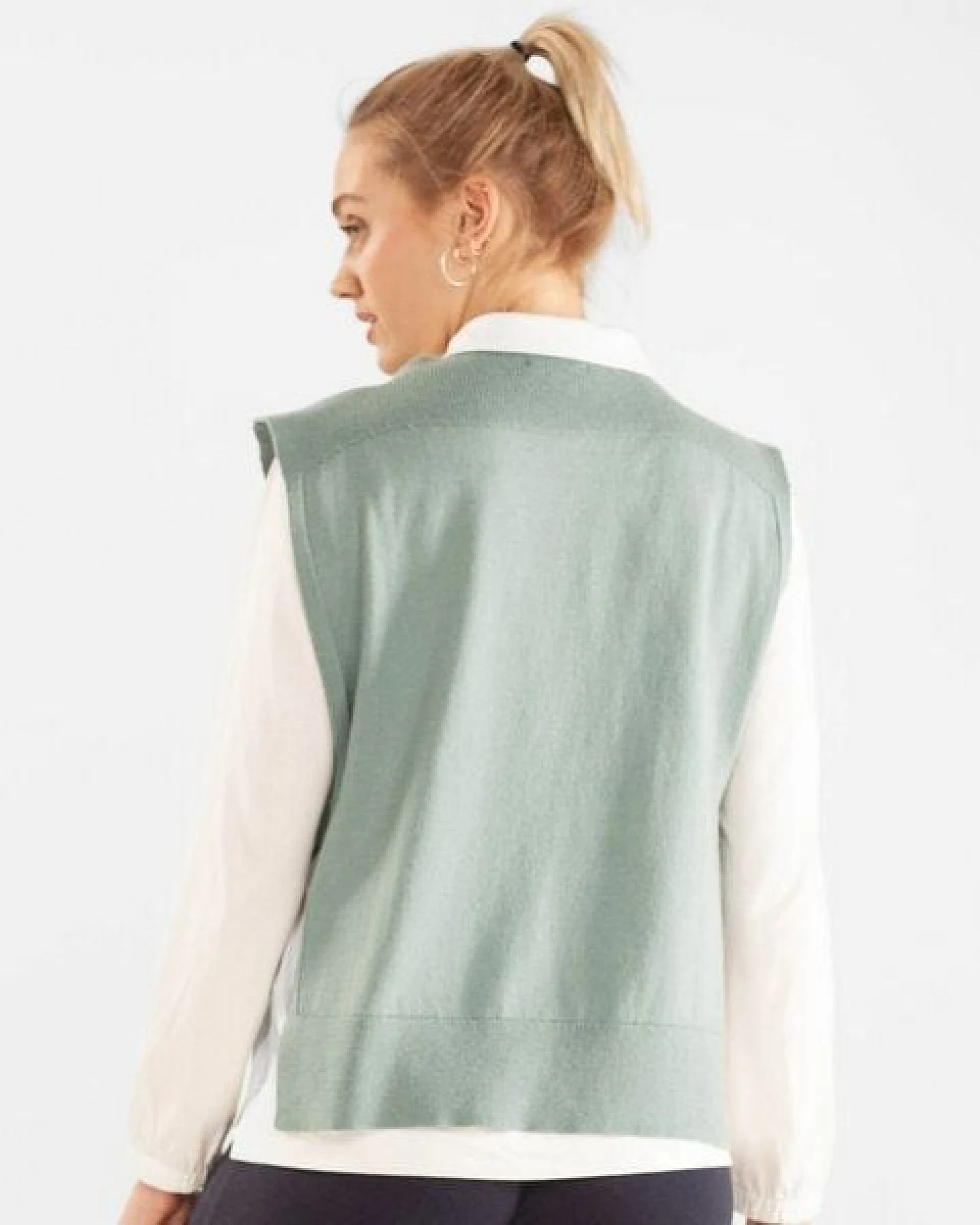 Alma & Lovis Cape aus Bio-Baumwoll-/Woll-Mix – Ansicht 4