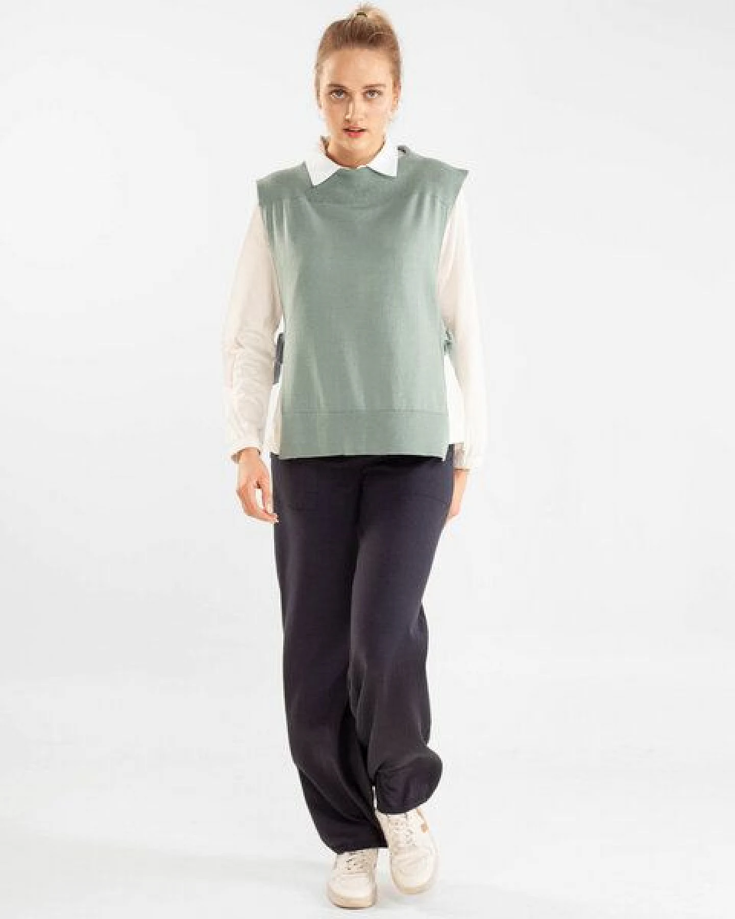 Alma & Lovis Cape aus Bio-Baumwoll-/Woll-Mix – Ansicht 2