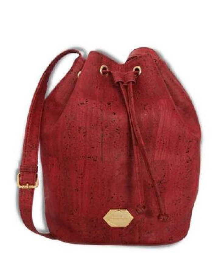 MATES OF NATURE Korktasche Bucket Bag - Handtasche aus Kork in Red Grape (rot)