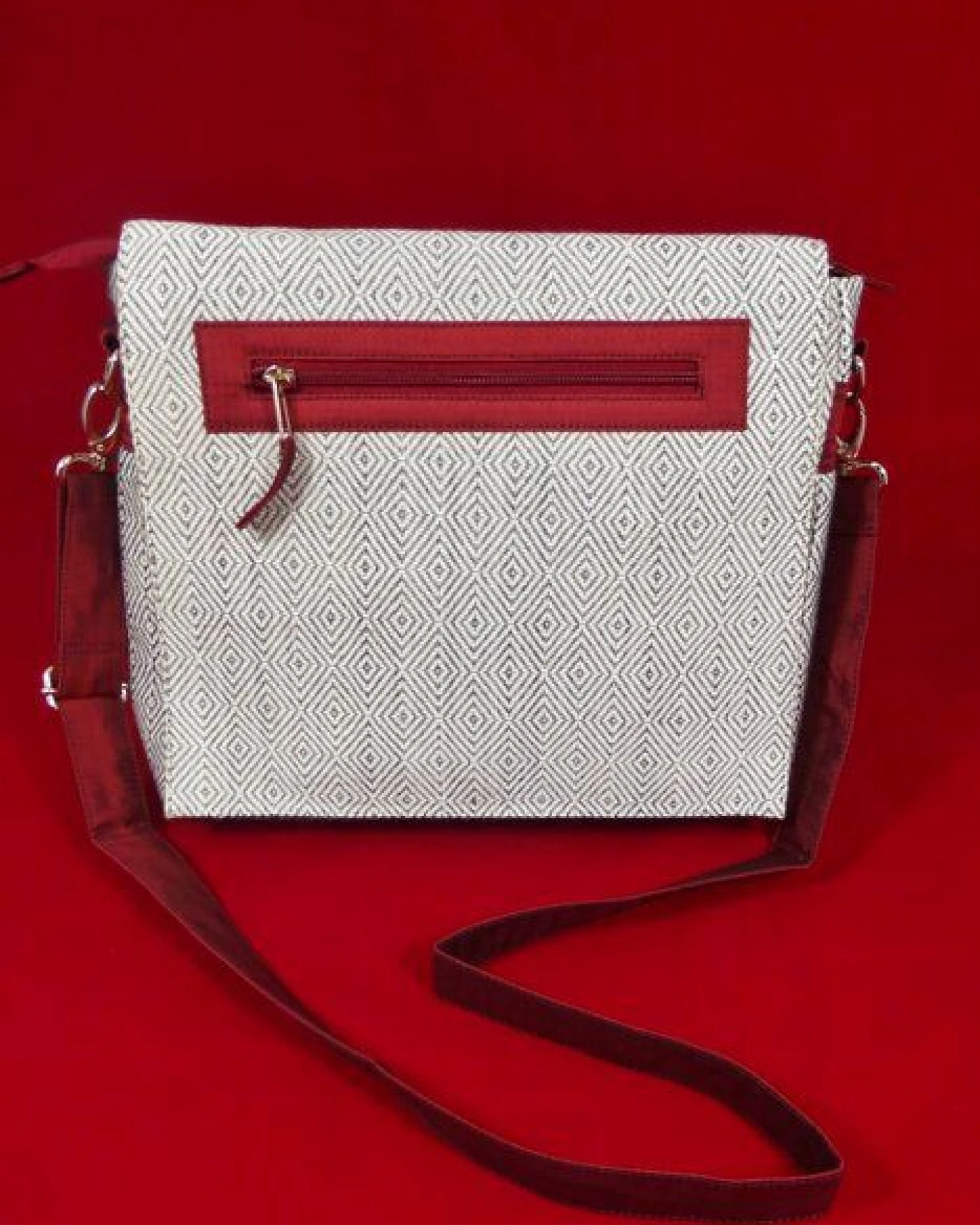 Schönes aus Indochina Umschlagtasche aus Baumwolle schwarzweiß gemustert – Ansicht 4