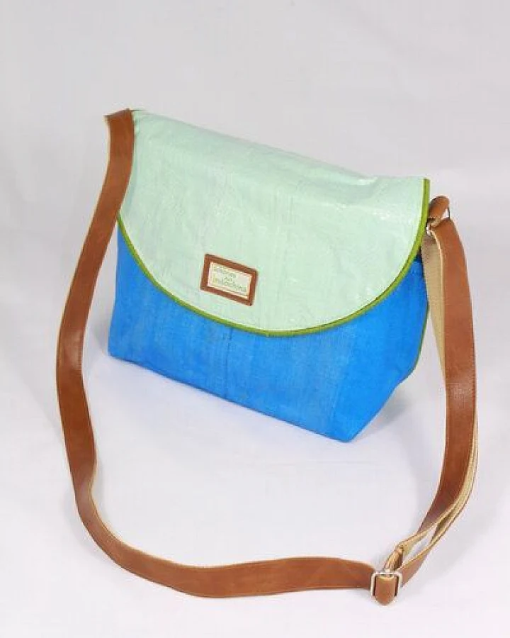 Schönes aus Indochina Umschlagtasche Upcycling