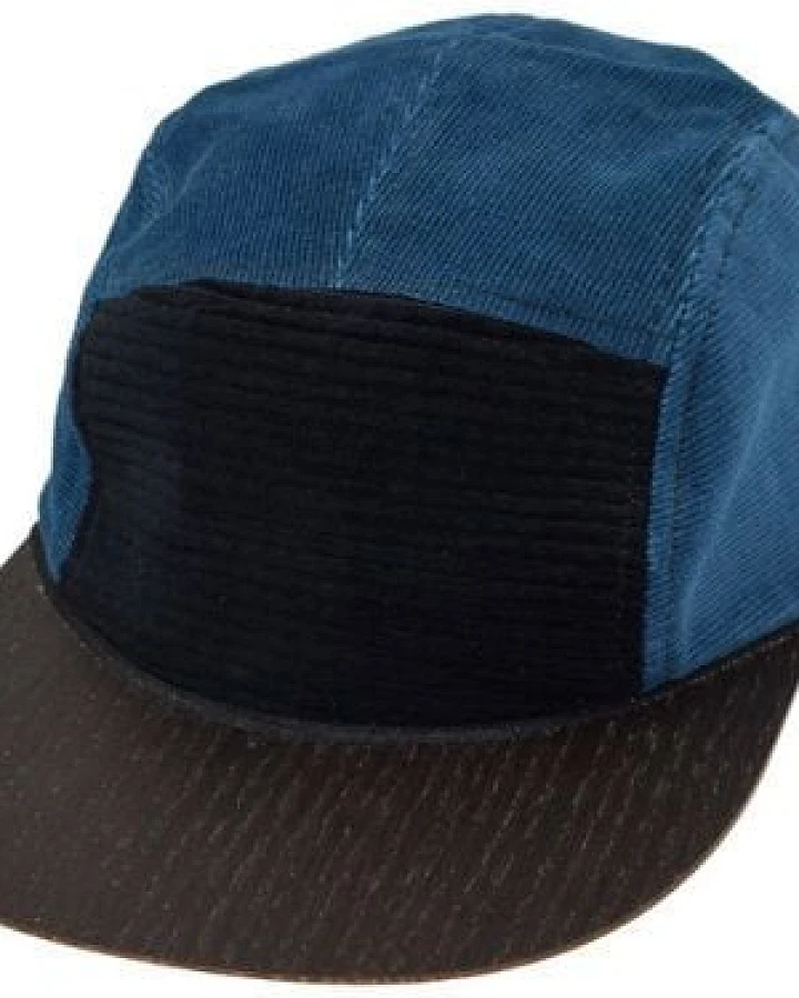 Lou-i Cord Cap mit edlem Holzschild - Made in Germany