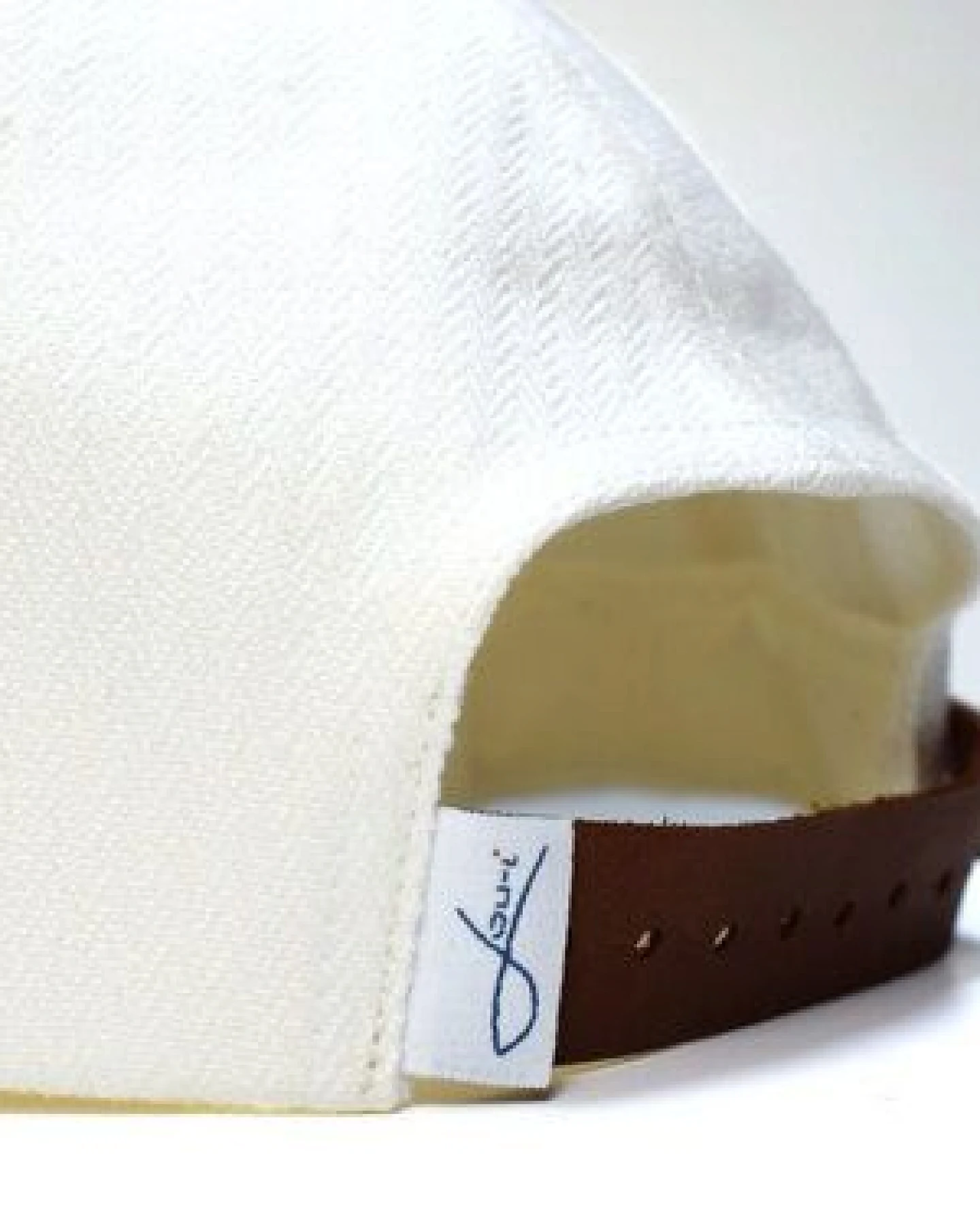 Lou-i Baseball Cap weiß mit edlem Holzschirm -Cap & Stoff Made in Germany – Ansicht 4