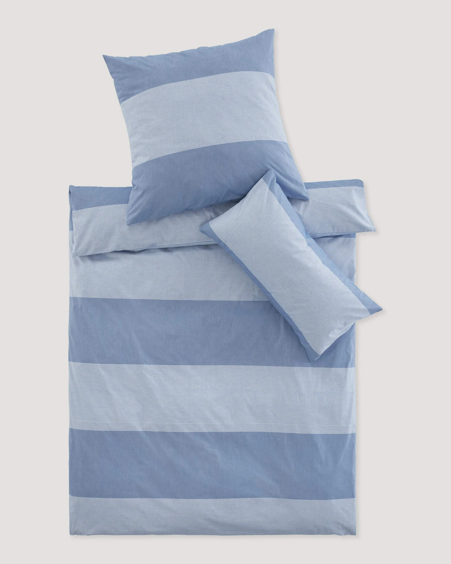 hessnatur Renforcé Bettwäsche-Set RENA aus Bio-Baumwolle - blau - Größe 135x200 / 80x80 cm – Ansicht 2
