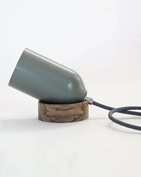 Moosgrau