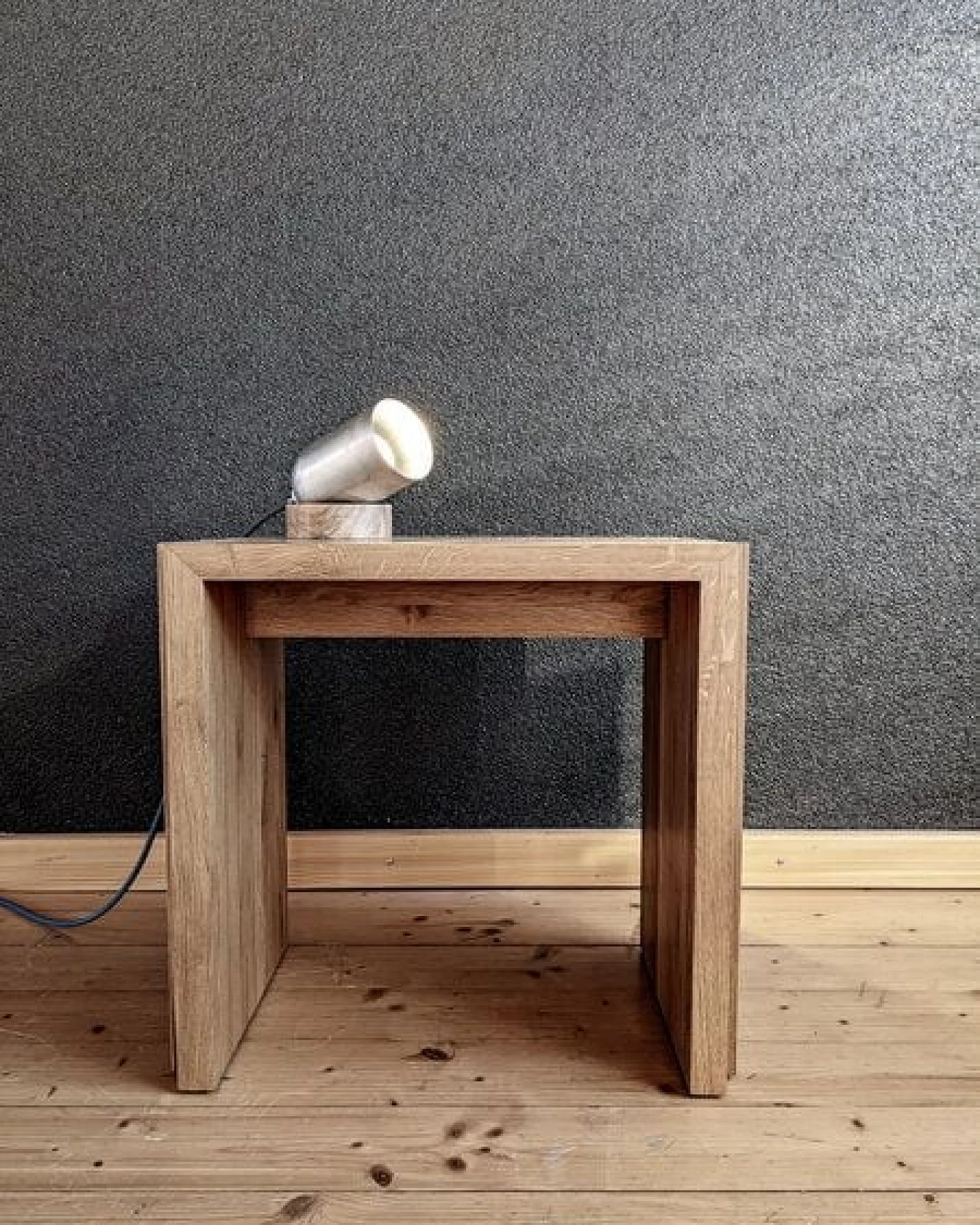 werkvoll by Lena Peter Upcycling Bodenleuchte FIRELIGHT - recycelte Feuerlöscher – Ansicht 3