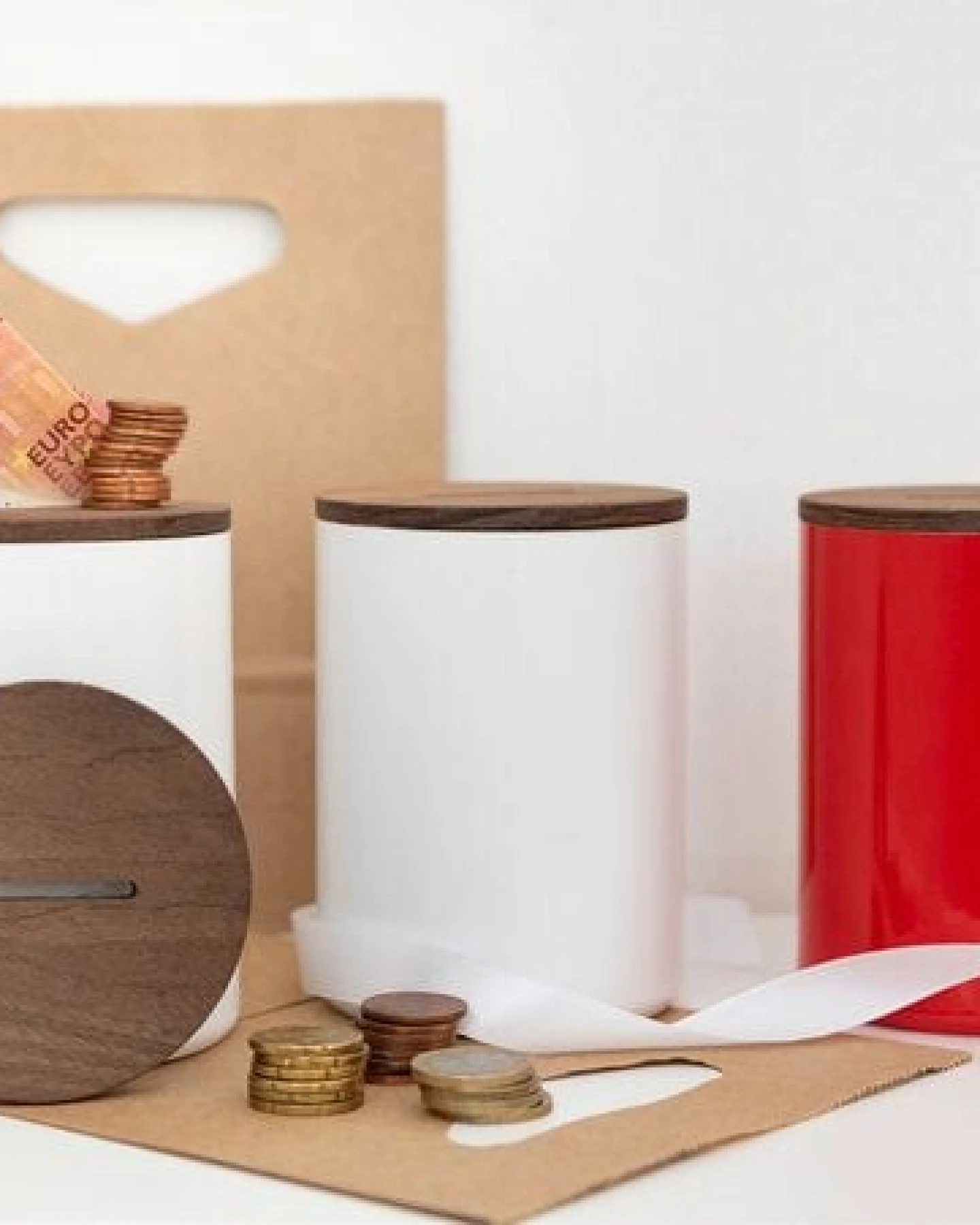 werkvoll by Lena Peter Recycling Feuerlöscher Spardose FIRE – Ansicht 2