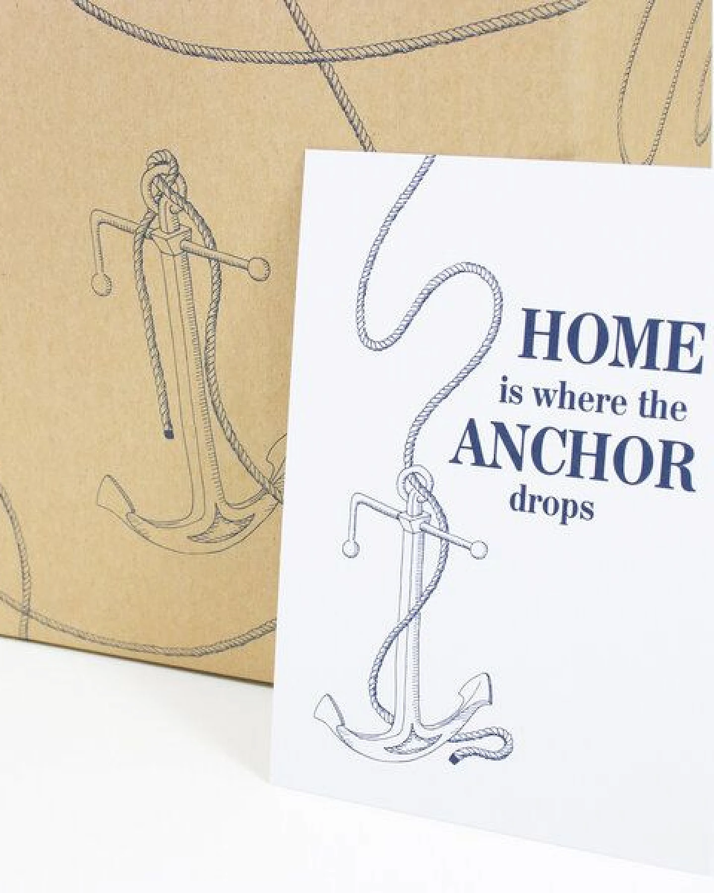 Bow & Hummingbird Postkarte Home is ... – Ansicht 2